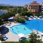 Sea View For Family And Friends -почивка с изглед към морето за семейство и приятели أهيلوي
