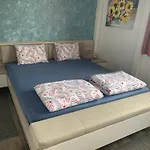Sea View For Family And Friends -почивка с изглед към морето за семейство и приятели