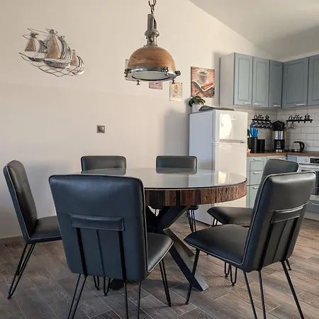Апартаменты Sea View For Family&friends Aheloy, Near Sunny Beach-почивка с изглед към морето за семейство и приятели ахелой, близо до слънчев бряг *