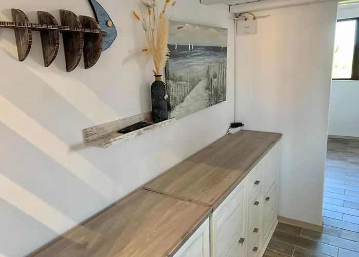 Appartement Sea View For Family And Friends -почивка с изглед към морето за семейство и приятели *