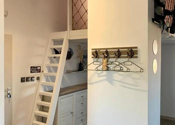 Appartement Sea View For Family And Friends -почивка с изглед към морето за семейство и приятели *