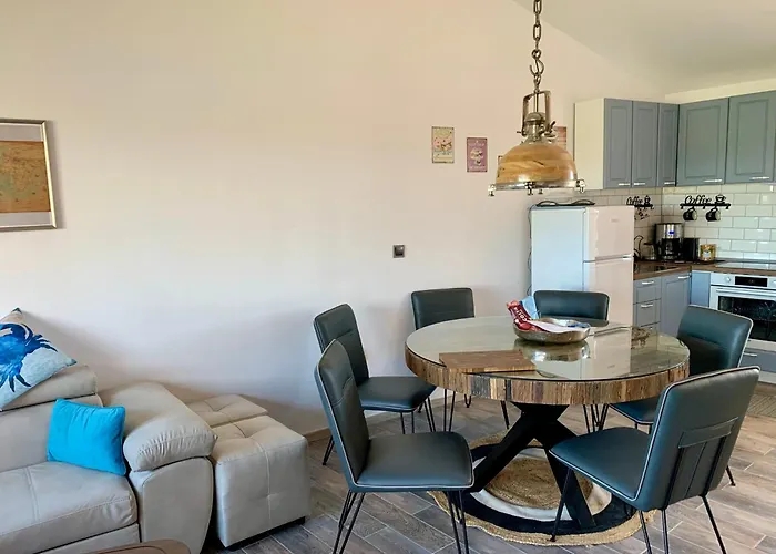 Sea View For Family And Friends -почивка с изглед към морето за семейство и приятели Appartement Aheloy